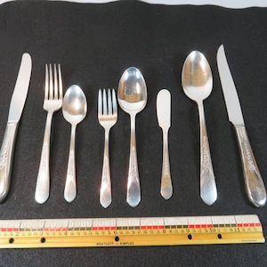 Priscilla aka Lady Ann 1941 Teaspoons Dinner Knives Forks Soup  Wm Rogers Mfg Choice Use or Crafting Fixed Shipping 1st  Piece