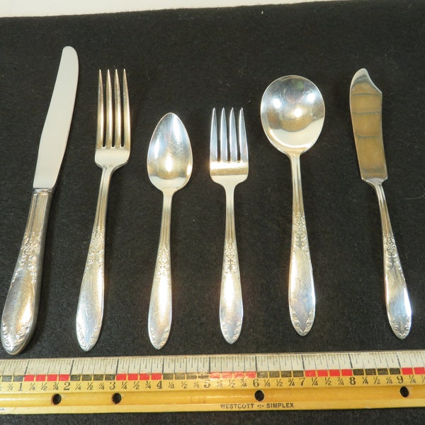 King Edward 1951 Knives Forks Spoons National Silver Co Choice
