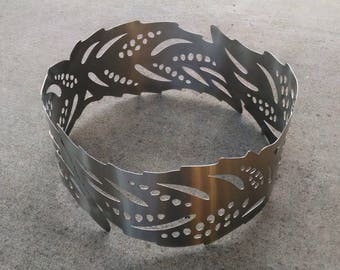 23" Fire Ring in Stainless Steel - Leaf Design