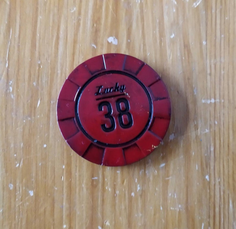 Fallout New Vegas Lucky 38 Platinum Chip and casino chips Etsy