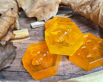 Honeycomb Soap LEMON Scent Natural Clear Honey Scent SLS Free Handmade Beehive Wash Bar