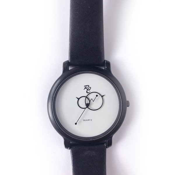 XL 90s Postmodern Watch Black White Pop Lady Woman Dame Femme Space Age Memphis style Black white Pop Large