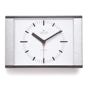 Modernistic JUNGHANS Wall CLOCK Minimal Atomic Mid Century Germany Space Age 60s 70s mcm Plastic Aluminum