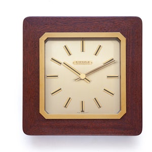 Vintage Quartz Pendulum Clock Wall Clock from Wood 80er Years Made