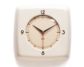 50s AEG Bauhaus Style Wall Clock - Germany Modernism Mid Century Space Age Bakelite 60s FUK Kitchen Factory
