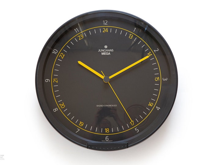 1988 JUNGHANS MEGA Wall CLOCK Postmodern Space Age Panton Quartz
