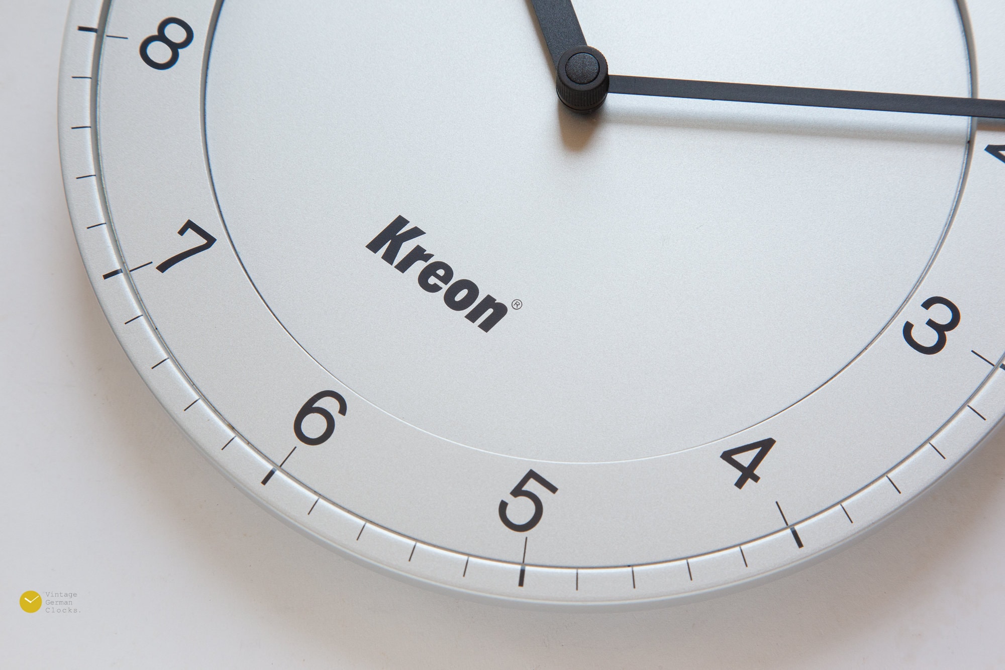 BRAUN Abw 31 壁掛け時計 タイプ4861 ミレニアムエディション