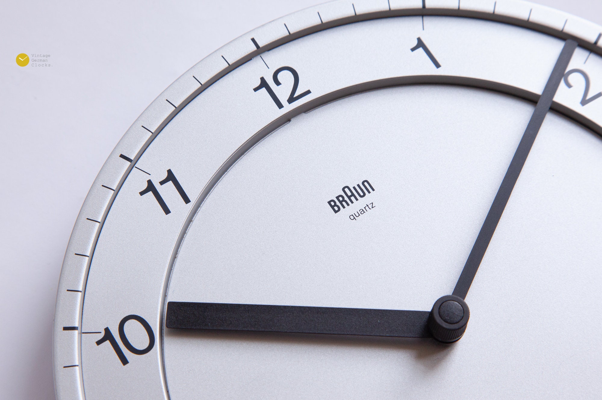 Braun 壁掛け時計　ABW31 Type 4861 シルバー s-l1200.jpg