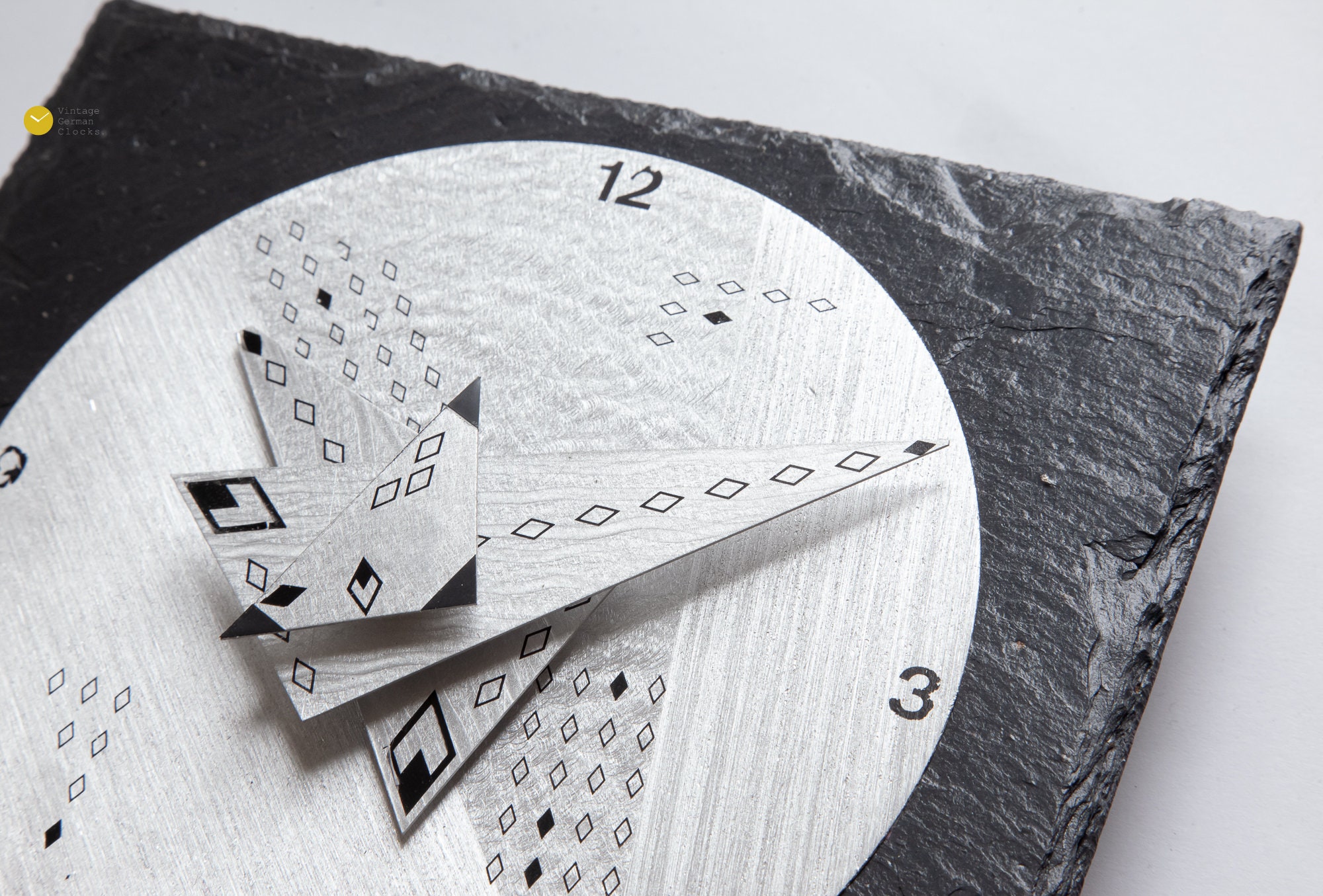 ユニークな振り子式壁掛け時計（箱入り）90年代ポストモダン抽象画家