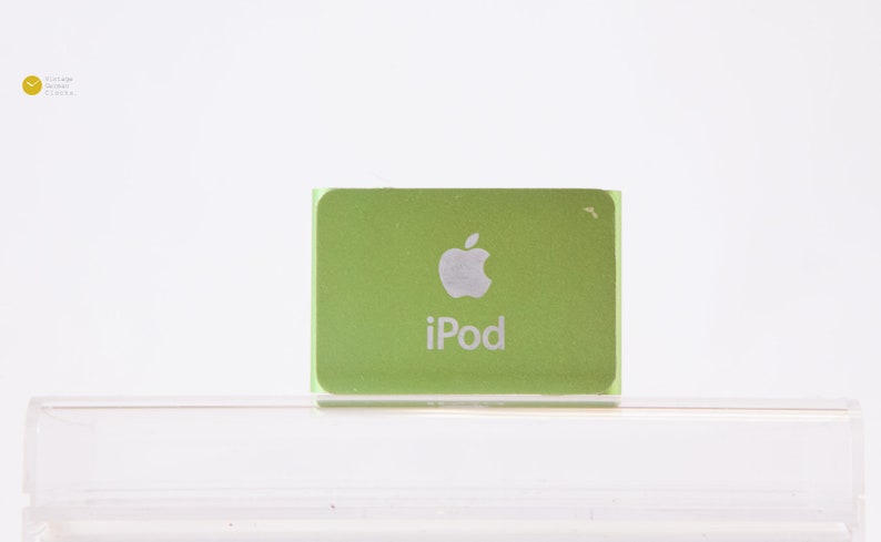 Full set iPod Shuffle 2G Apple Green Original mp3 Player in Box Manual Earpods 2nd 2. Generation Classic 1GB 2006 image 4