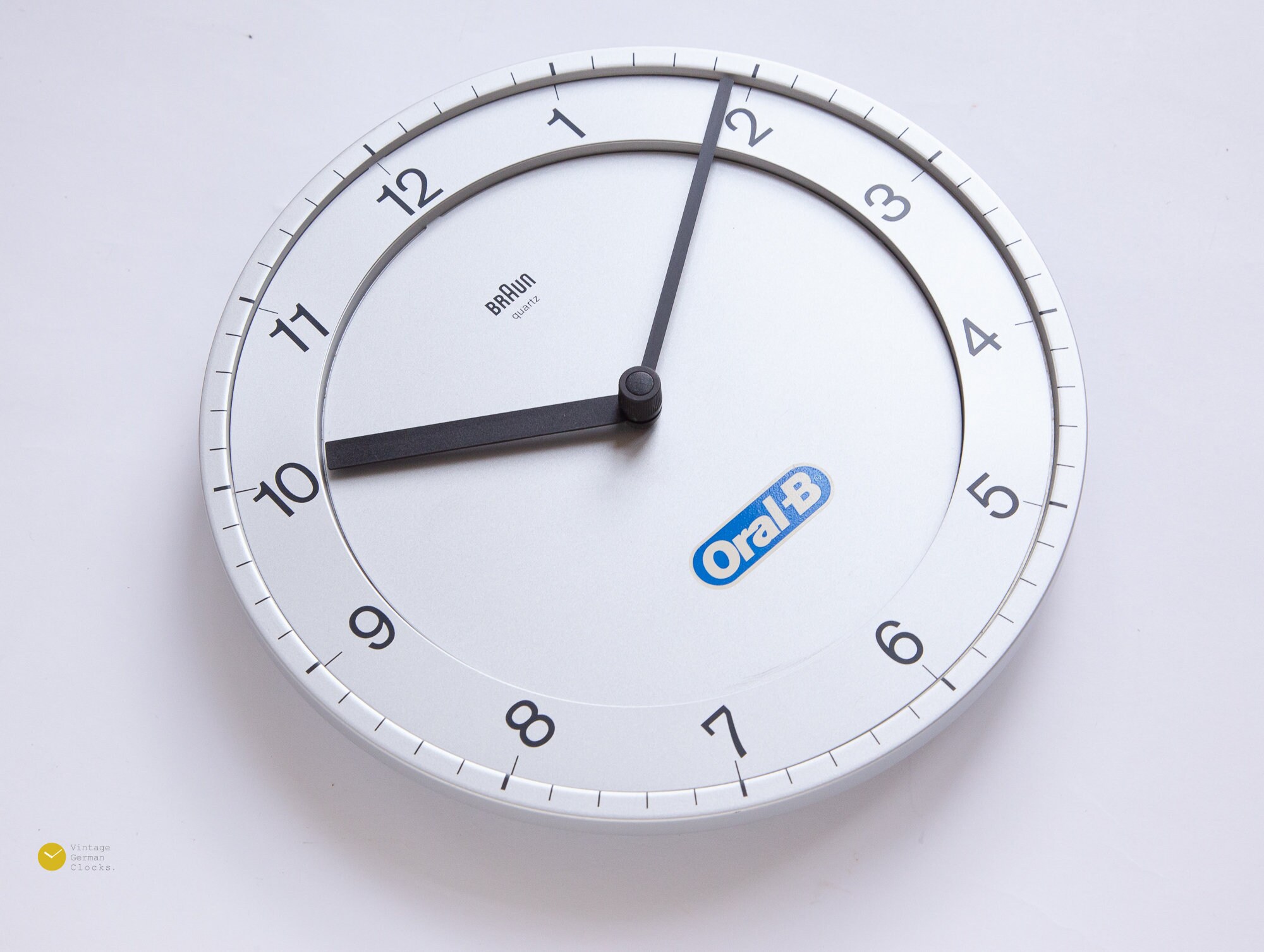 BRAUN Oral-b Abw 31 Wall Clock Type 4861 Millennium Edition