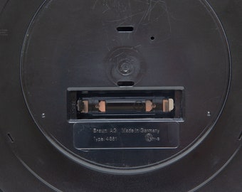 BRAUN ABK 30 Wall Clock Type 4861 - 1982 by Dietrich Lubs Germany