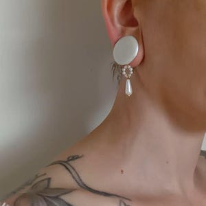 Large Gauge Gold Drop Gauges, Bridal Dangle Ear Plugs, Handcrafted with Teardrop Faux Pearls, Gauged Earrings, Wedding Stretchers 16mm+ plus