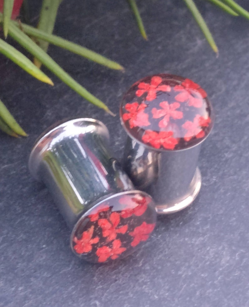 Real Flower Plugs Girly Gauges Ear Tunnels Natural Spring Summer Wedding Feminine Red Floral Unique Custom Alternative Unusual