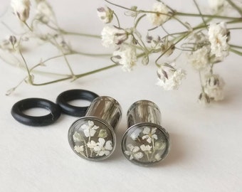 Floral Ear Plugs 6, 7 ,8 or 9mm (2g, 1g, 0 Gauge & mid-sizes) Baby's Breath + Cream Flower Single Flare Stretchers-Handcrafted READY TO SHIP