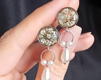 Dangle Plugs Real Cream Flowers, Wedding Gauges with Teardrop Faux Pearls, Sizes from 0g 8mm to 1 inch 25mm, Handcrafted Ear Stretchers