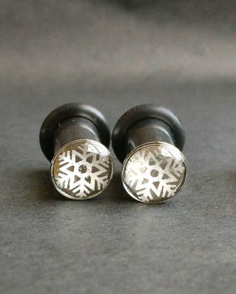 6mm ear plugs 2g gauge Snowflake Winter Christmas Ear Plugs Etsy
