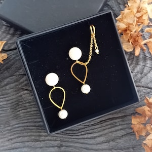 Gold Pearl Gauges, Linking Chain Statement Stretchers, Asymmetric Plugs, Dangle Gauged Earrings 0g 8mm 00g 10mm-Handcrafted & Ready to Ship