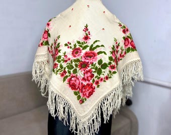 Vintage Pavlovo Posad Wool Shawl, Beige Floral Folk Wrap, Boho Cottagecore Scarf