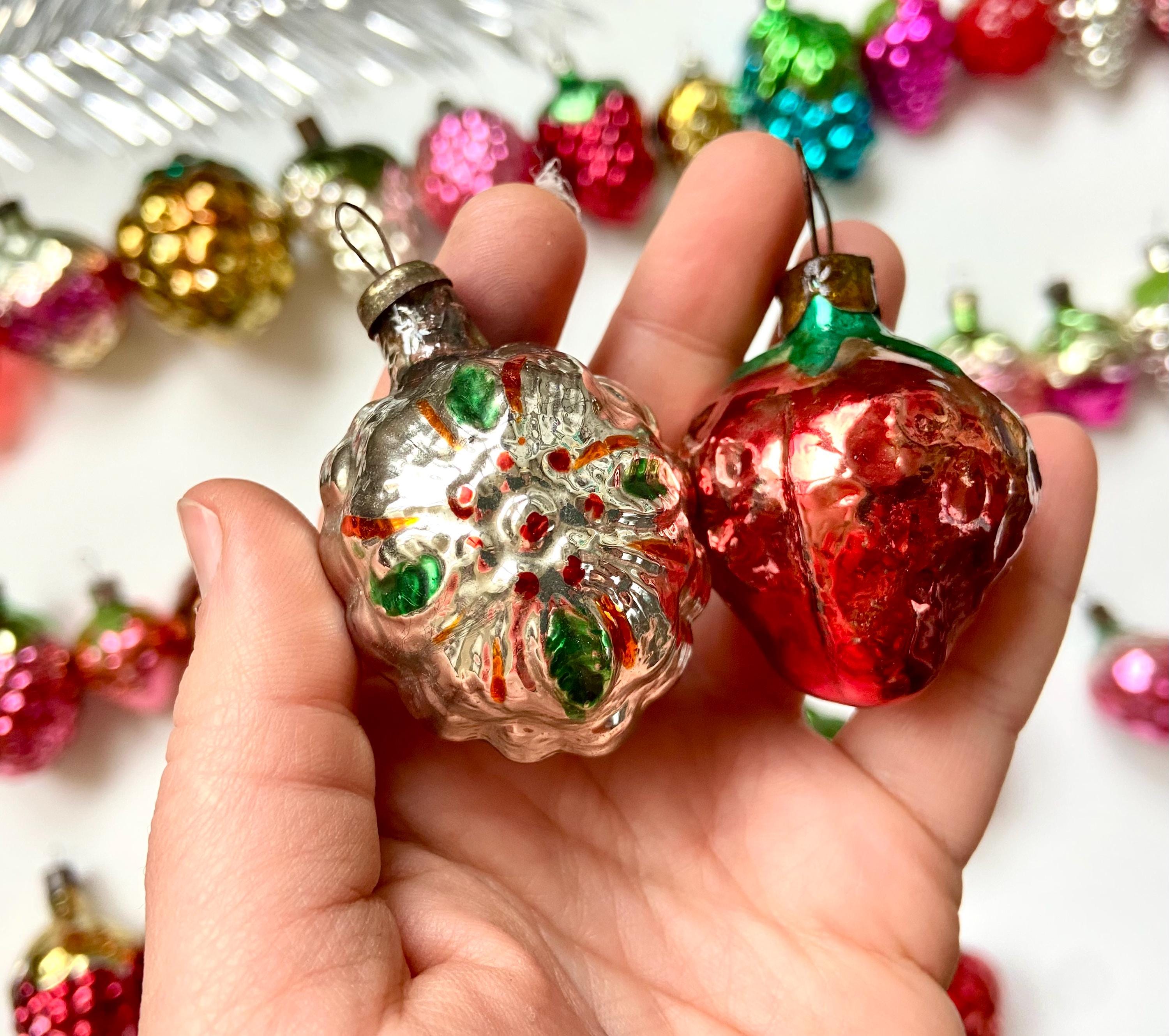 ベリーソビエトのクリスマスオーナメント、60年代のアンティークソ連