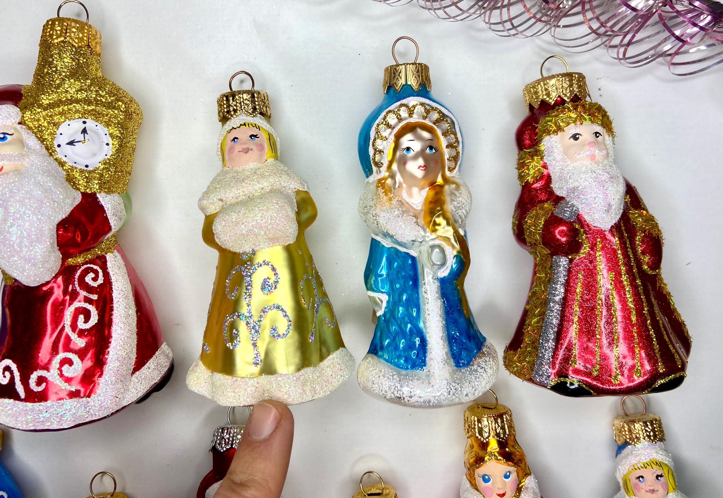 【チョコメルさま】old ornament ୨୧ * 雪国の女の子 オーナメント チョコメルさま】old ornament ୨୧ * 雪国の女の子 オーナメント