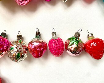 ベリーソビエトのクリスマスオーナメント、60年代のアンティークソ連