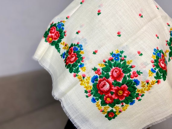 Vintage Woolen Polish Vintage traditional shawl, … - image 7