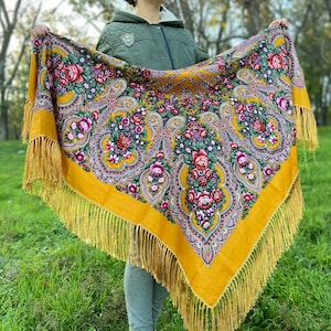 Sale large piano shawl - yellow floral scarf romania wooll Spain headscarf vintage chale Ukrainien Mexico head Russia shawl Gift for mom