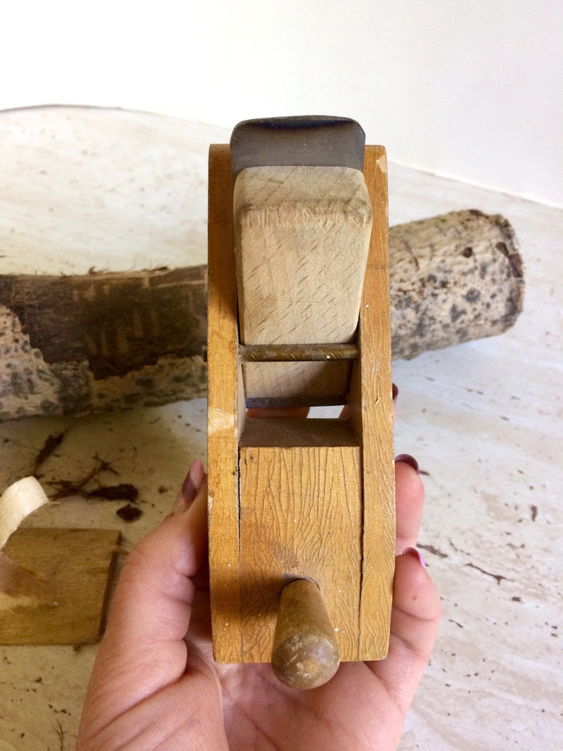 Planeur en bois à main travail