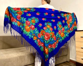 Wool large Ukrainian vintage piano floral shawl, polish blue pavlovo posad fringed scarf, Ukraine woman shawl, romanian babushka shawl