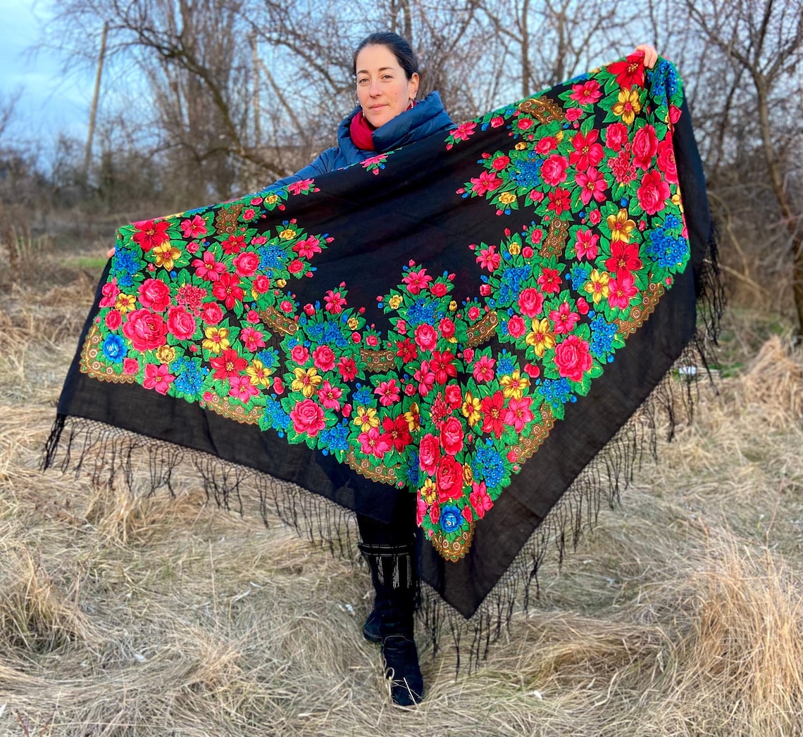 vintage-big-pavlovo-posad-wool-floral-piano-shawl-70s-etsy