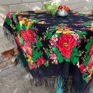 Ukrainian large Vintage piano shawl, Russian wool fringed shawl, pavlovo posad woolen floral fabric, romanian tablecloth, flamenco shawl