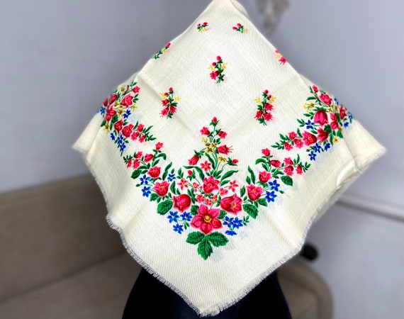 Vintage slavic scarf, Ukrainian Winter wedding sh… - image 8