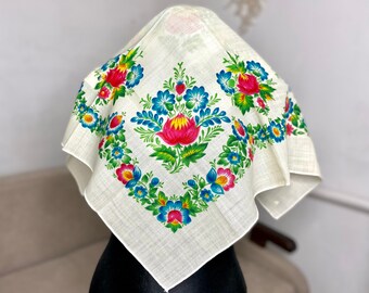 Ukrainian folk art wedding white shawl, rustic floral bandana, russian babushka scarf, vintage Polish wrap, wool fabric, ukranian headskarf