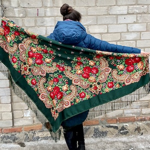 Large Ukrainian green piano shawl - Big russian floral wool scarf - folk Polish shawl fringed kokum scarf Ukraina Gift for mom