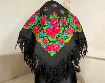 Black russian pavlovo posad shawl, floral gypsy festival fringed kerchief, wool fringe wrap, vintage polish headscarf, ukrainian shawl