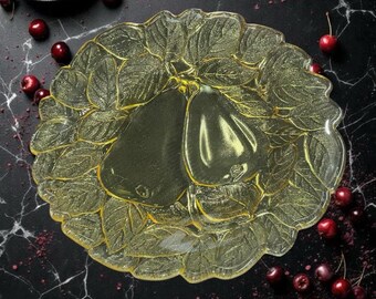 Vintage Indiana Glass Tiara Molded Pear Design Yellow Mist 8.25” Plate
