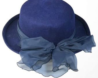 Vintage Arlin Navy Blue 100% Wool Wide Brim Hat w Sheer Bow Made in USA Women Oval 8” x 7”