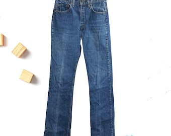 Vintage Levi’s 517 Jeans Made in USA Women 28x36 Dark Wash Bootcut