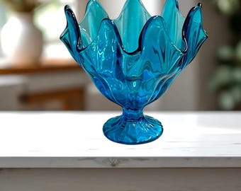 L.E. Smith Vintage Peacocks Blue Swung Style Art Glass Ruffled Footed Candy Dish