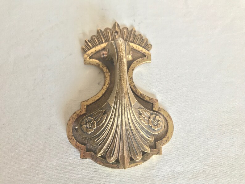 Vintage Brass Mid Century Floret Feather Paisley Door Knocker Etsy