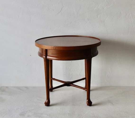 Henredon Folio Four Vintage Mid-century Burlwood Top Round Side