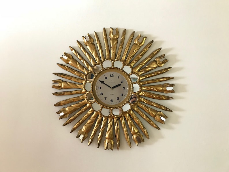 Dating junghans clock movement Junghans Clock History. 20190810