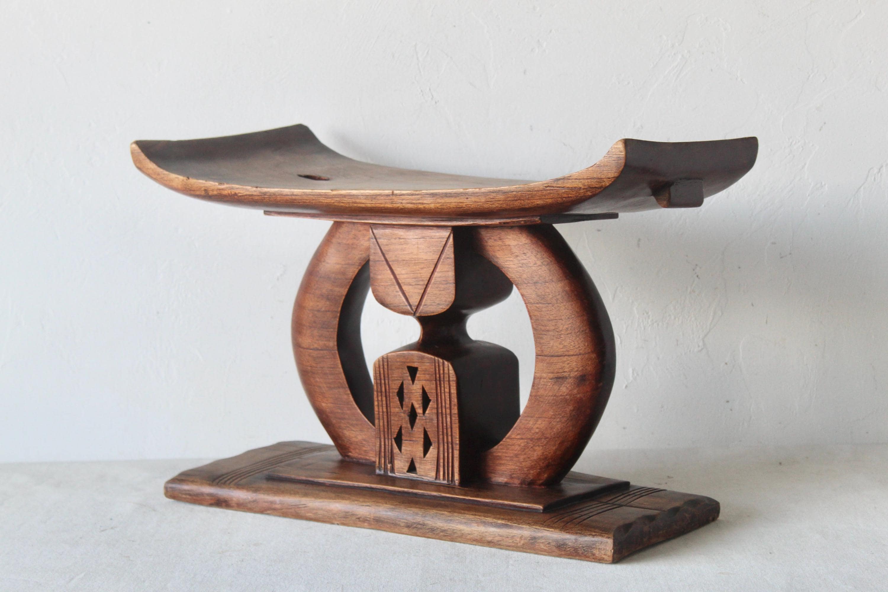 アフリカンヴィンテージ アシャンティ ウィズダムスツール ガーナ