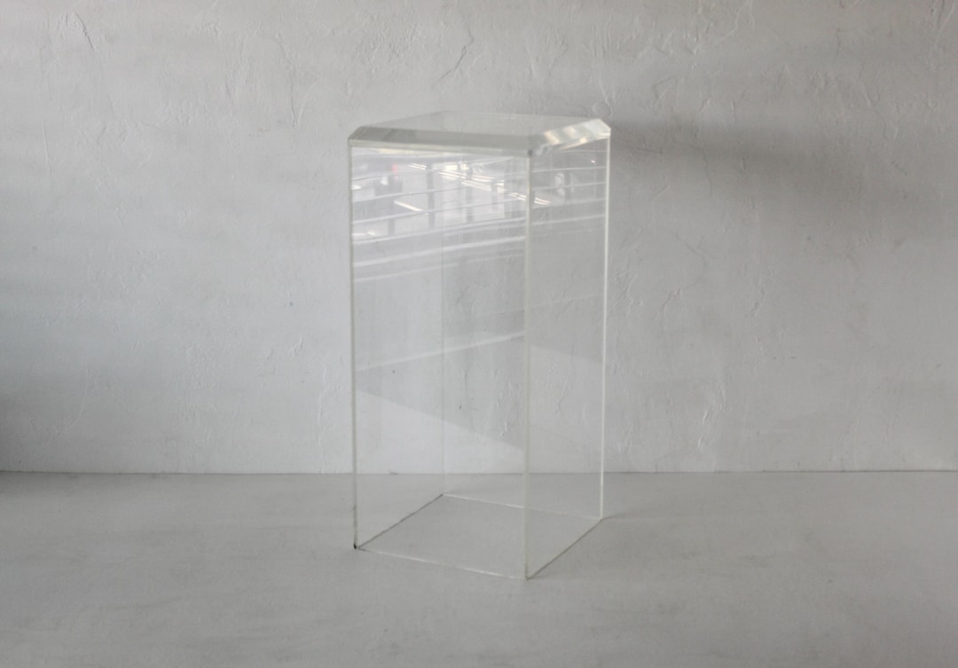 Modern Lucite Acrylic Pedestal Column Stand Beveled Edge Detail Vintage ...