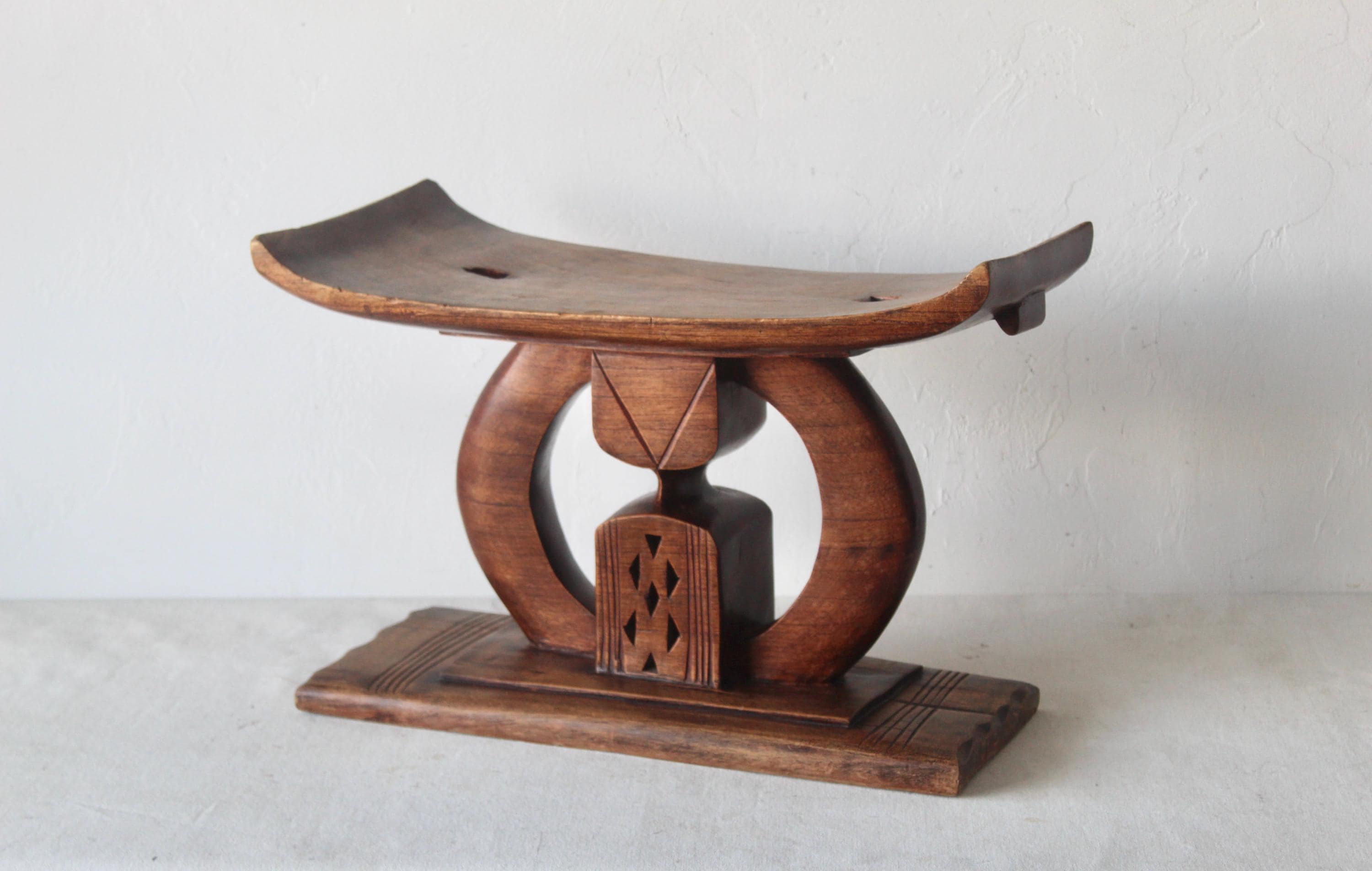 Ashanti stool - Etsy 日本