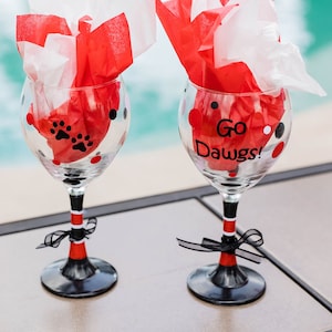 Dawg Wine Glass