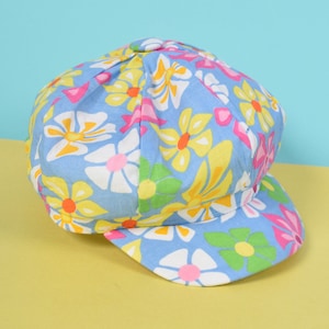 Y2K Deadstock Bright Retro Floral Hawaiian Newsboy Cap! ~ Purple !!