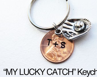 My Lucky Catch Personalized Penny Keychain.  Husband Gift.  Boyfriend Gift.. engraved penny, my catch,, baseball mitt with ball,