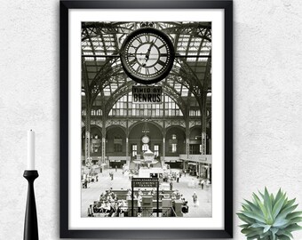 New York, Clock Penn Station, Art Print Unframed, Vintage Style, Black and White Photography, Architecture, Train Station - Gifts